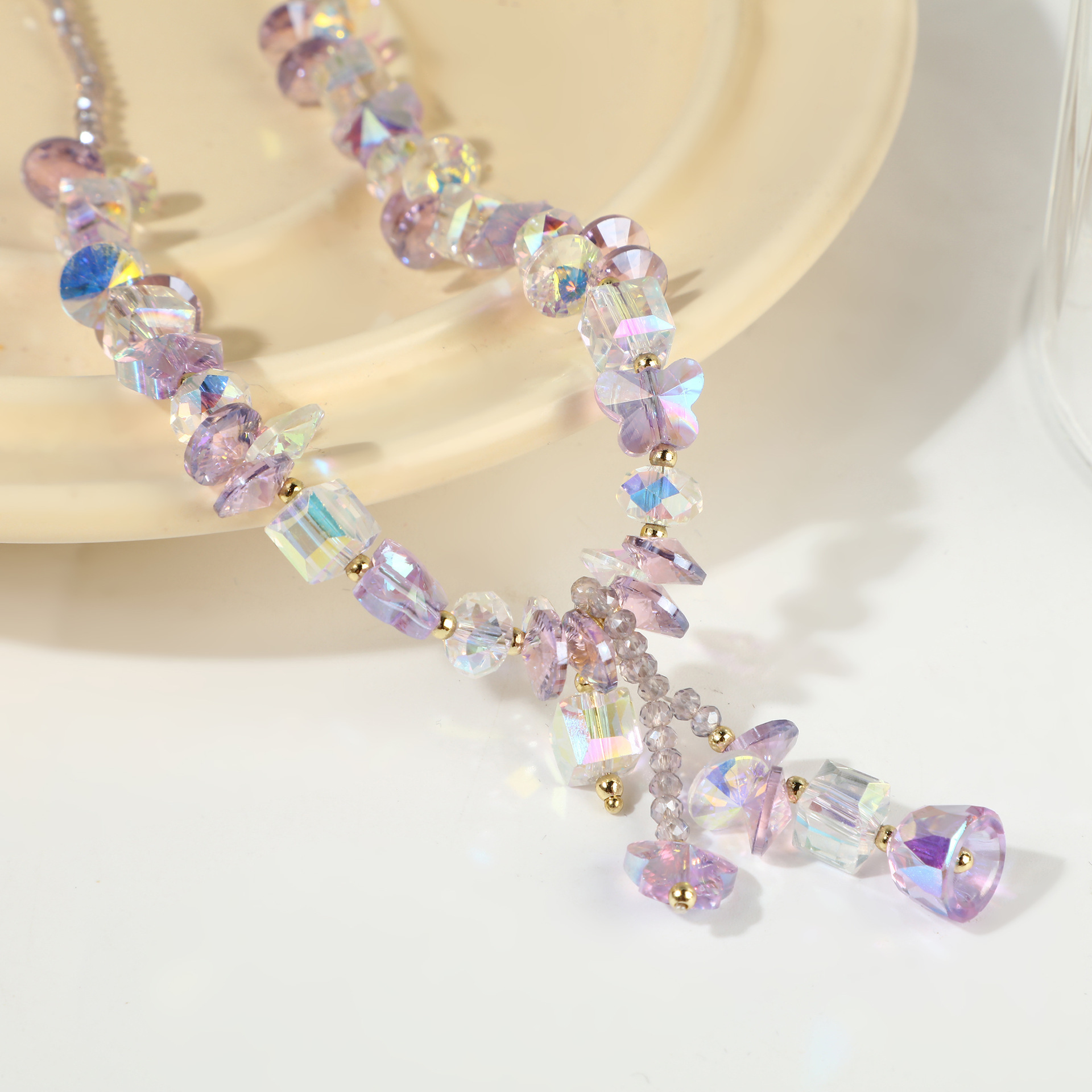 creative design necklace, sweet personalized crystal pendant style, simple and fresh women's accessories