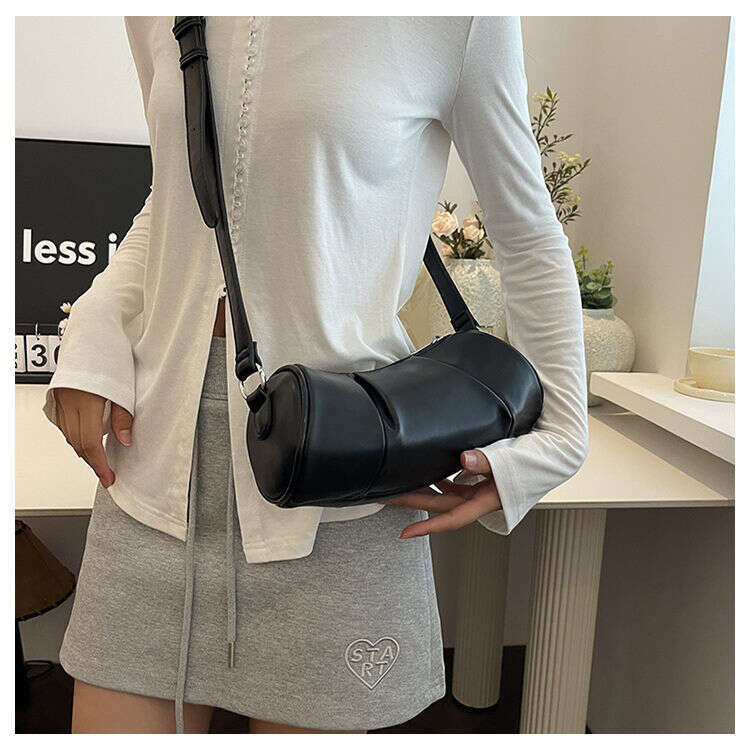 Pleated Cylinder Fashion Lightweight Casual Shoulder High Appearance Temperament Pillow Crossbody Versatile Women's Bag