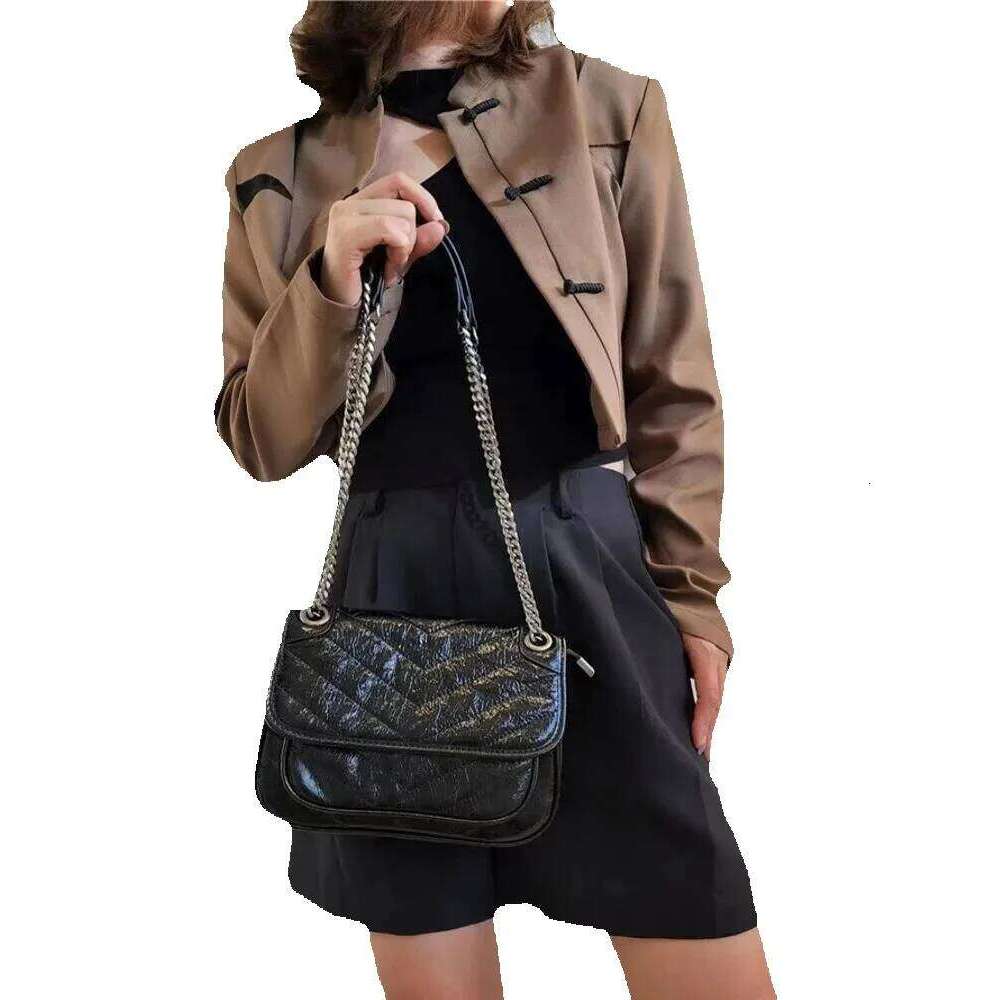 Designer Luxury Designer Luxury Vintage Women Chain Strap Messenger Oil Wax Cow Leather Shoulder Bag Autumn New Office Ladies Work Crossbody Bags Satc