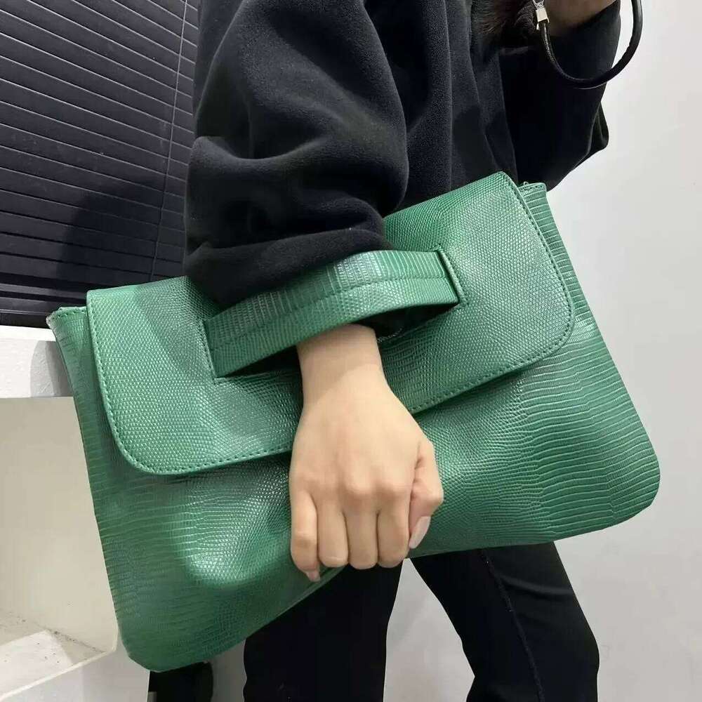 Women's Bags Designer Ladies' Fashionable Retro Snake Patterned Handbag With High Capacity And Detachable Strap, Single Shoulder Bag