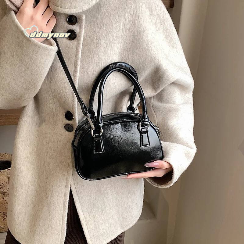 Red Color Top-handle Bags For Women Vintage Small Pillow Shoulder Cross Body Bag 2024 Designer Purses And Handbags ddmynov