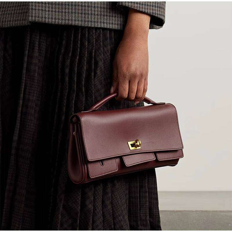 Women's Bags Designer High-End Small Wing Bag Brand Designer New Gold Lock Clutch Retro Genuine Leather Motorcycle Fashion Shoulde Crossbody Ba