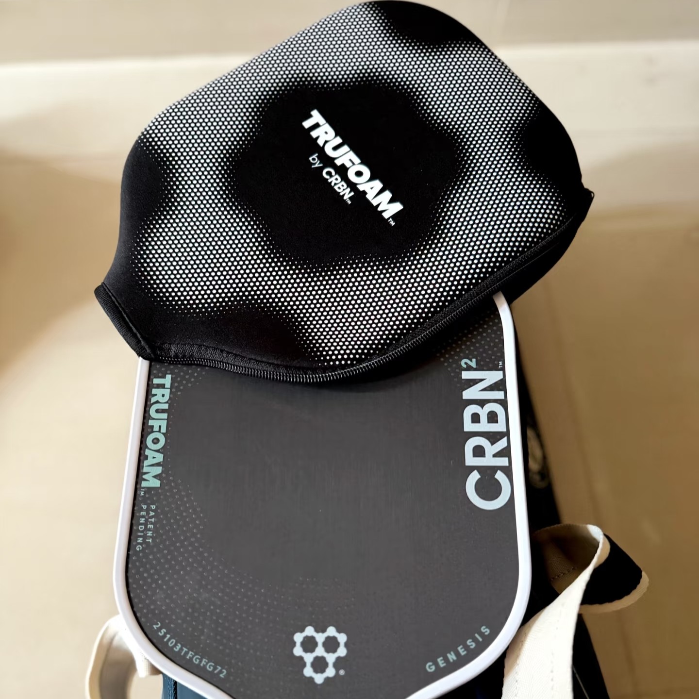 NWT CRBN 2 TruFoam Genesis Pickleball TF Square 26H0422