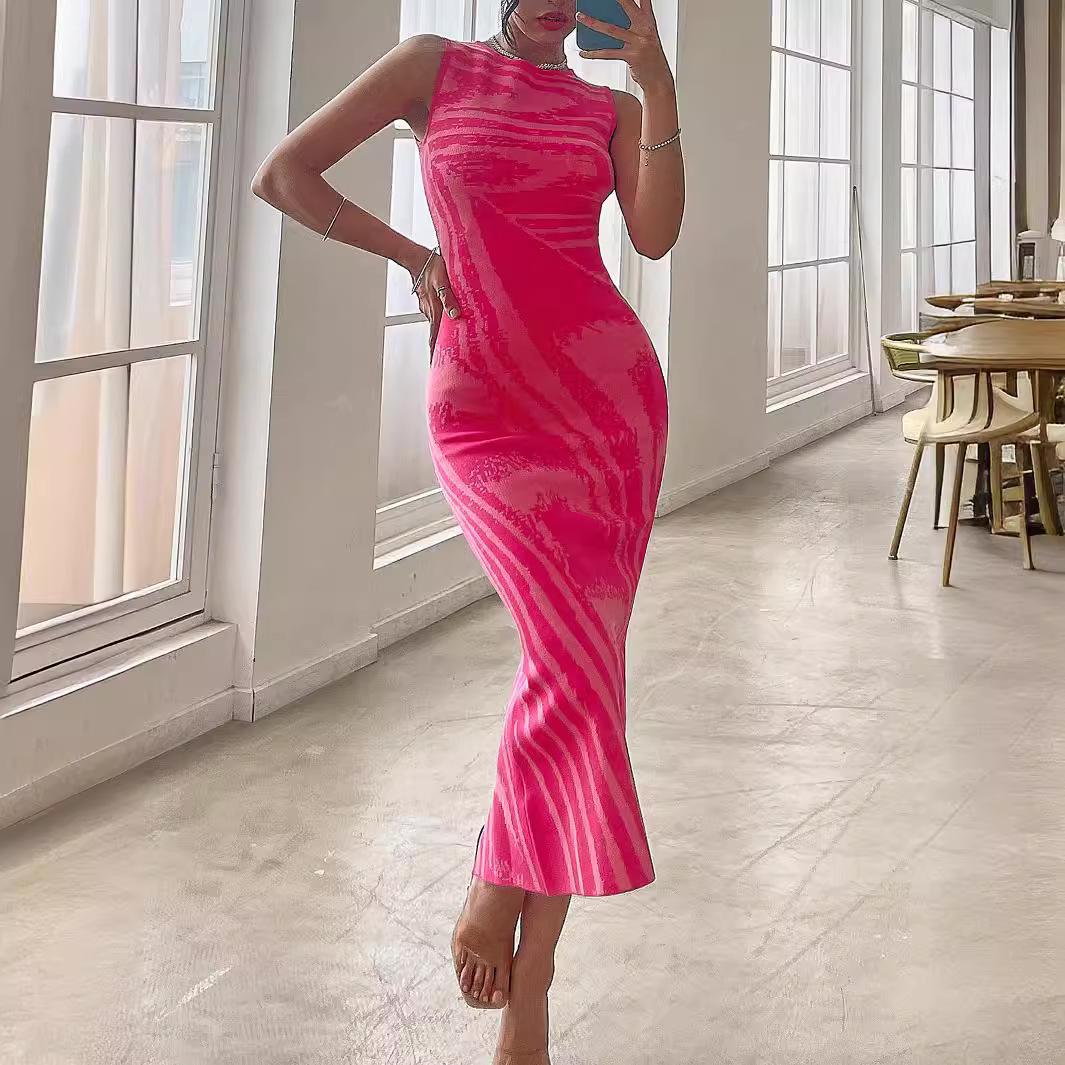 Womens summer dress sexy slim fit round neck hip hugging skirt new long skirt