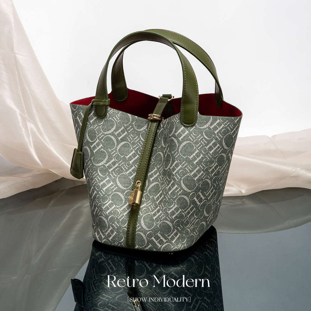 Women's Bags Designer CHCH Niche Brand Basket New Crossbody Women's High-End Luxury Design Handbag Bucket Bag