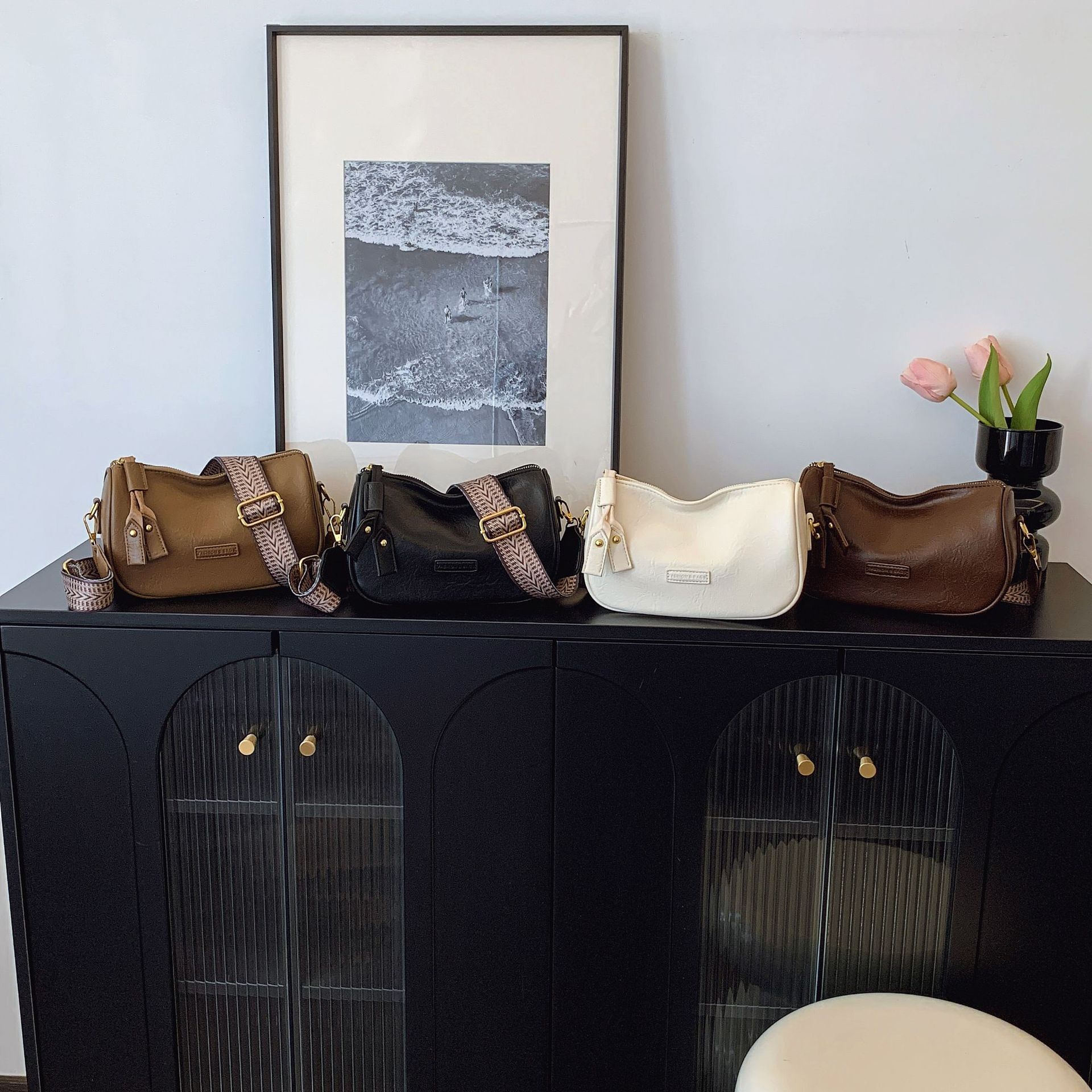 Textured Retro Small Bag For Women 2025 New Style This Year's Popular Simple Shoulder Bag Wide Shoulder Strap Crossbody Dumpling Bag