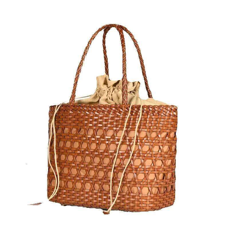 Designer Luxury Designer Luxury 2025 Spring Summer New Woven Leather Hollow Tote Women Handbag Fashion Knit Purse Trending Designer Shoulder Bag