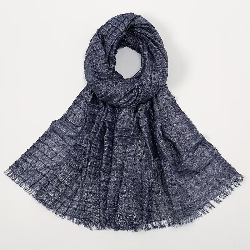 T806 solid color square wrinkled polyester long scarf Malay Indonesia hot selling gold and silver plaid scarf female