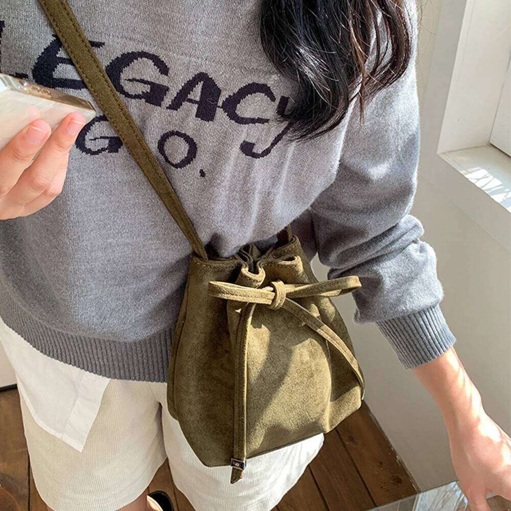 Fashion Faux Suede Bucket High Quality Shoulder Bag Designer Crossbody For Women Pleated Drawstring Bags Handbags Chic