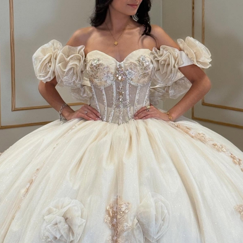 Light Champagne Quinceanera Dresses Ball Gown Off The Shoulder Applique Flowe Beading Tull Party Birthday Sweet 16 Dress Vestidos
