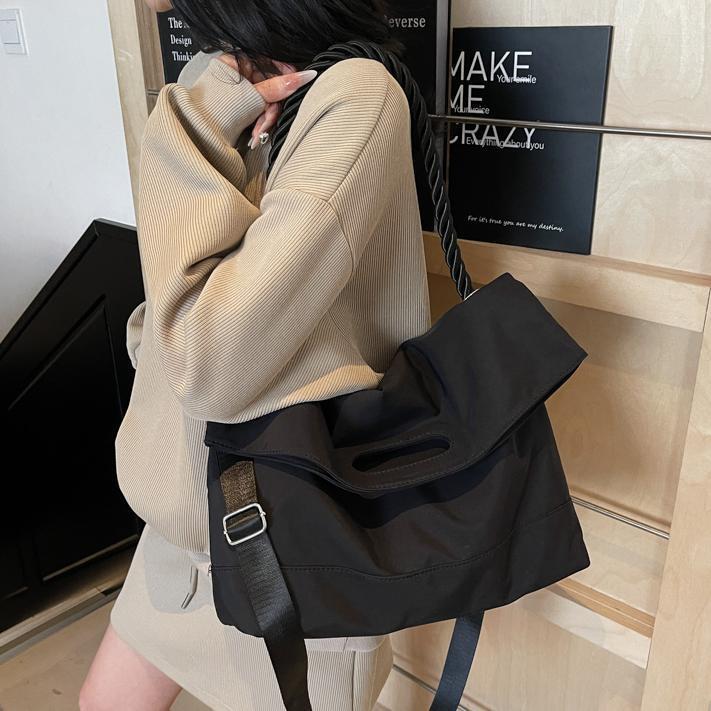Minimalist Designer Women's Handbag Fashion Canvas Large Capacity Commuter Crossbody Bag New Casual Handbag Student Bag Free Shipping