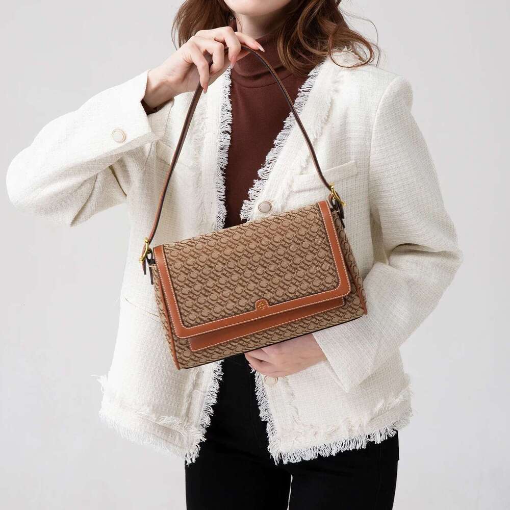 Women's Fashionable Classic Exquisite Letter Printing Female Shoulder Bag Retro Style Simple And Elegant Ladies Handbag
