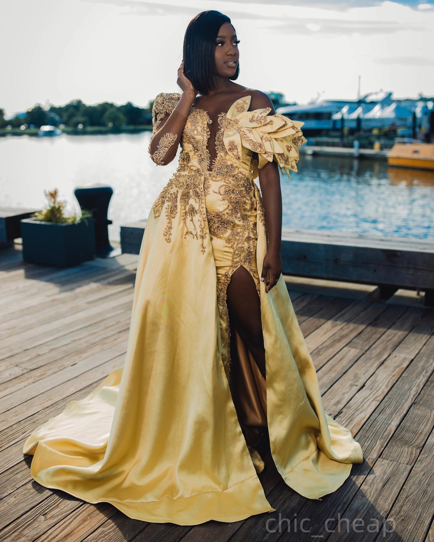 Gold Mermaid Prom Dresses 2025 Crystals Lace Satin One Shoulder Evening Formal Party Second Birthday Engagement Gowns Plus Size Dress For Special Occa