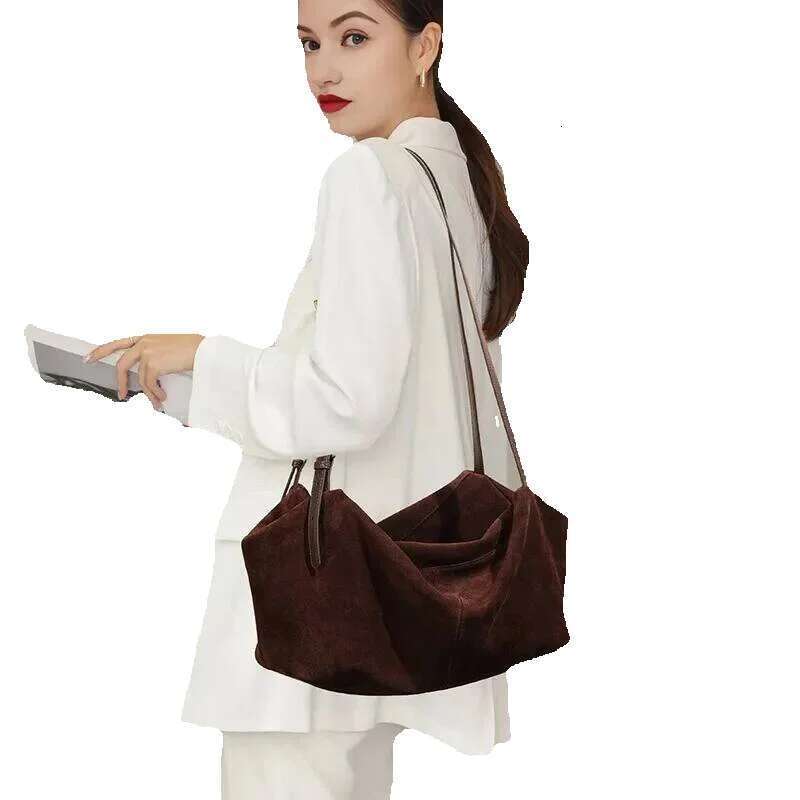 Designer Luxury Designer Luxury Designer Pillow Women 2025 New High Quality Suede Large Capacity Shoulder Exquisite Elegant Minimalist Tote Bag