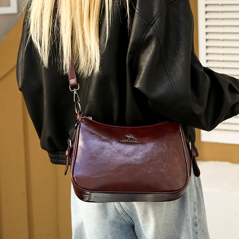 Free Shipping Designer Women's Bag Fashion Armpit Shoulder Bag Soft Leather High-quality Mother Bag New Multi-layer Handbag Versatile Crossbody B