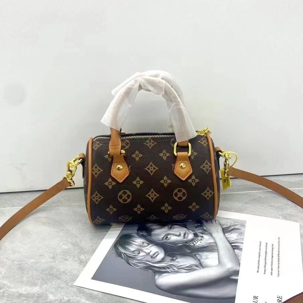 2025 Designer Bag Shoulder Bags Tote bag Luxury Bag Handbag Classic Letter Canvas Shoulder Bag Shopping Bag AAA+ women 666