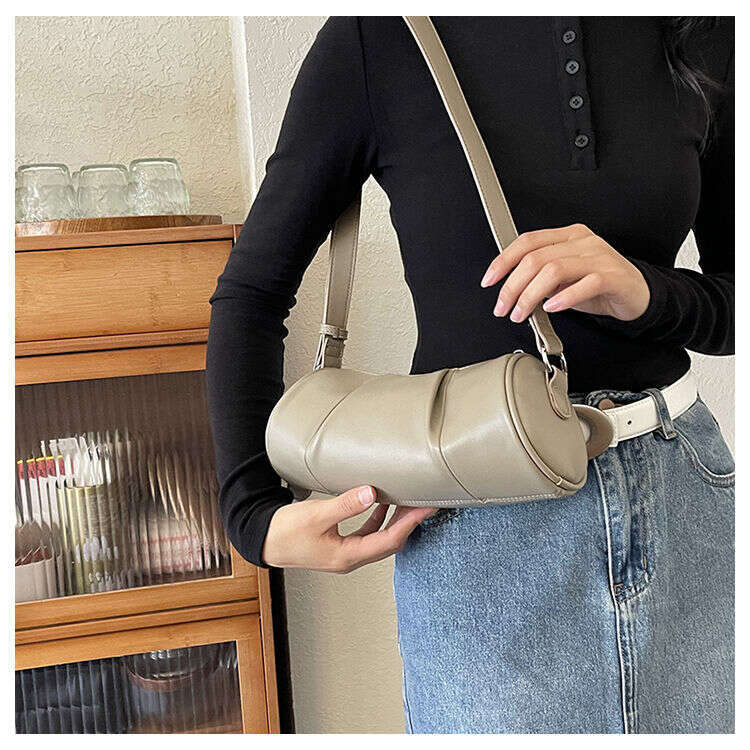 Pleated Cylinder Fashion Lightweight Casual Shoulder High Appearance Temperament Pillow Crossbody Versatile Women's Bag