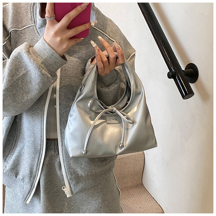 Sweet Bowknot Strap Bucket Bag for Women 2025 New Simple Casual Trendy Versatile Shoulder Crossbody Handbag
