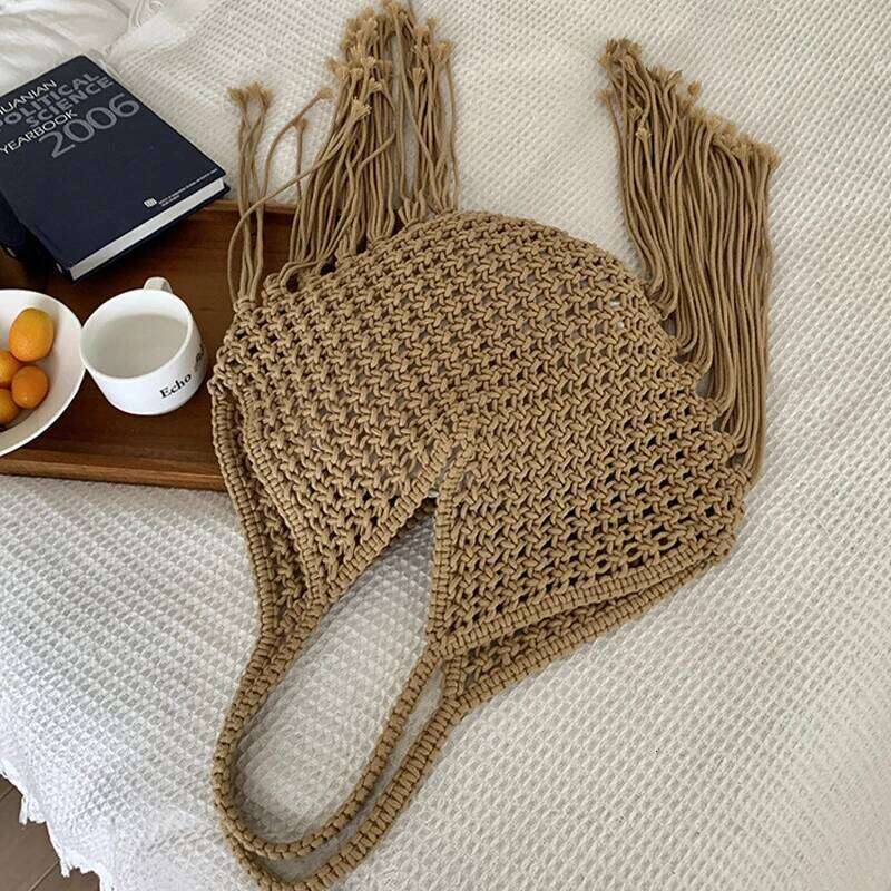 Hollow Out Tassel Decorate Hobos Bags For Women Designer Handbag Purses 2024 New In Casual Large Capacity Shoulder Beach