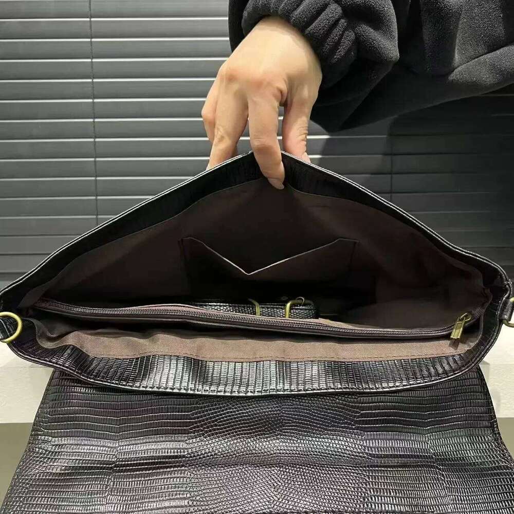 Women's Bags Designer Ladies' Fashionable Retro Snake Patterned Handbag With High Capacity And Detachable Strap, Single Shoulder Bag