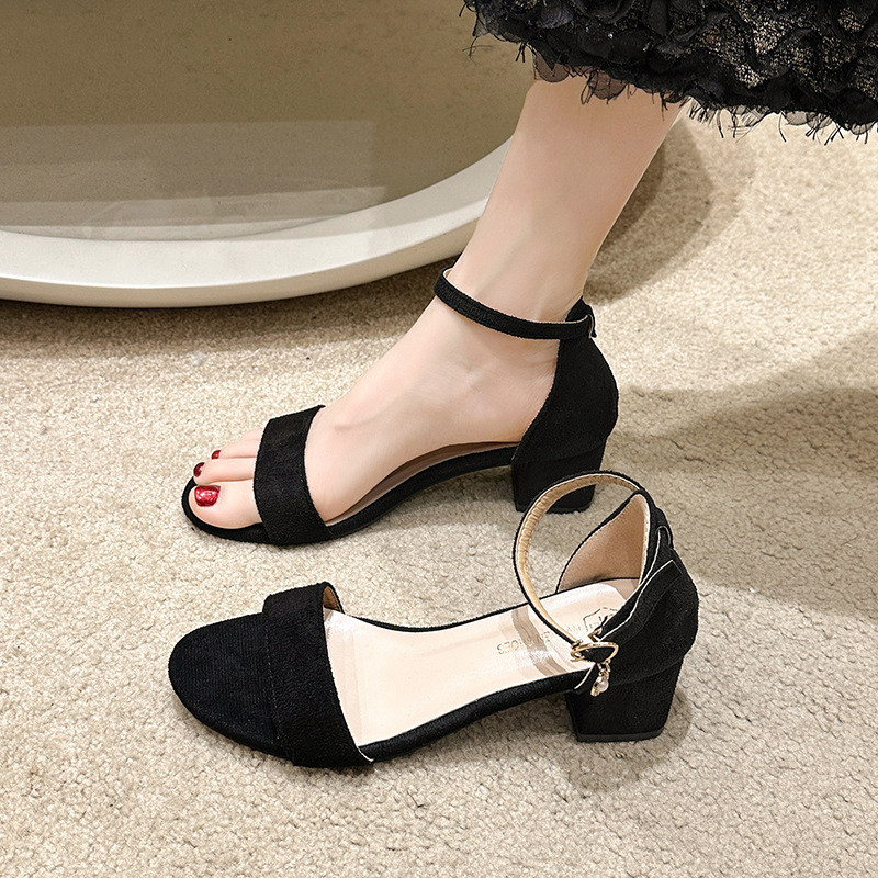Casual Shoes Large Heel For Women S Summer New Korean Edition Simple And Fashionable One Word Buckle Strap Thick Low Heels Fashion Sandals Ddmysaturn