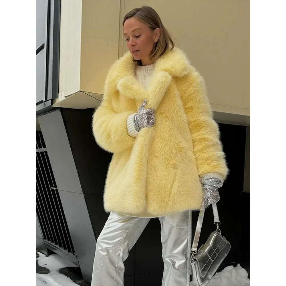 Faux Coat Women Brand Fashion Fluffy Fox Fur Outerwear Overcoat Girl Street Style Furry Warm Jacket 2024 Winter