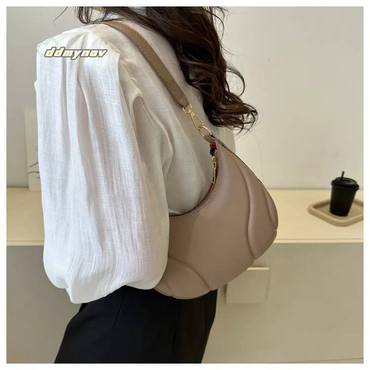 Retro Solid Color Shoulder PU Leather Handbags for Women Simple Ladies Underarm Designer Hobos Saddle Crescent Chic Bag ddmynov