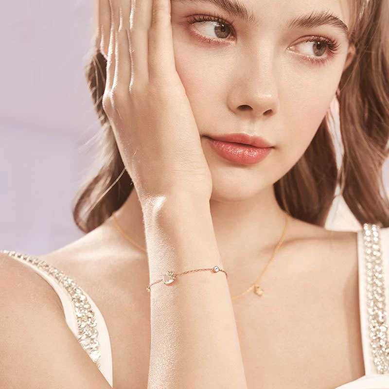 Sanrio Sweet Kawaii Hello Kitty Charm Bracelet Cartoon Cute Anime Wrist Chain For Girls All-match Jewelry Accessories Giftsw250526