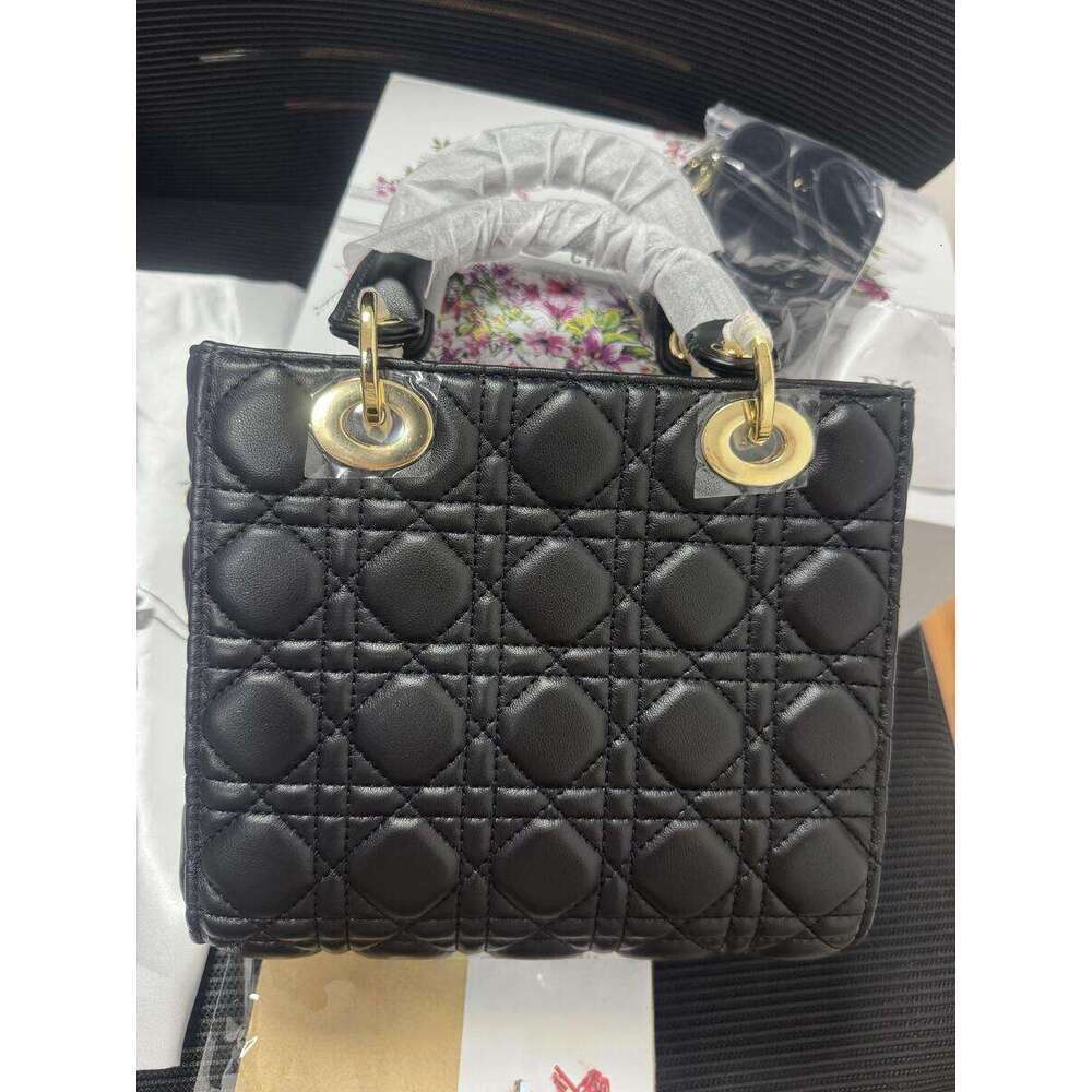 2025 newShoulder Bags Red Love Patent Leather Bright Surface Handbag High-end Design Sense Wedding Bag Women's Fashion All-matching Crossbody diorssbag 485