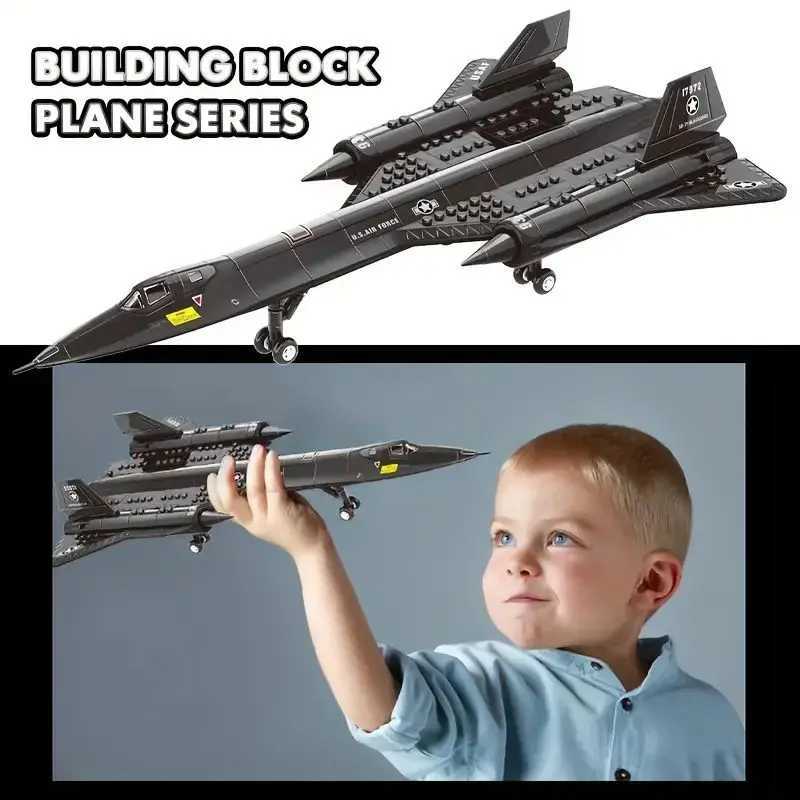 Military SR-71 Blackbird reconnaissance aircraft space building blocks small particle puzzle assembly toy M250526