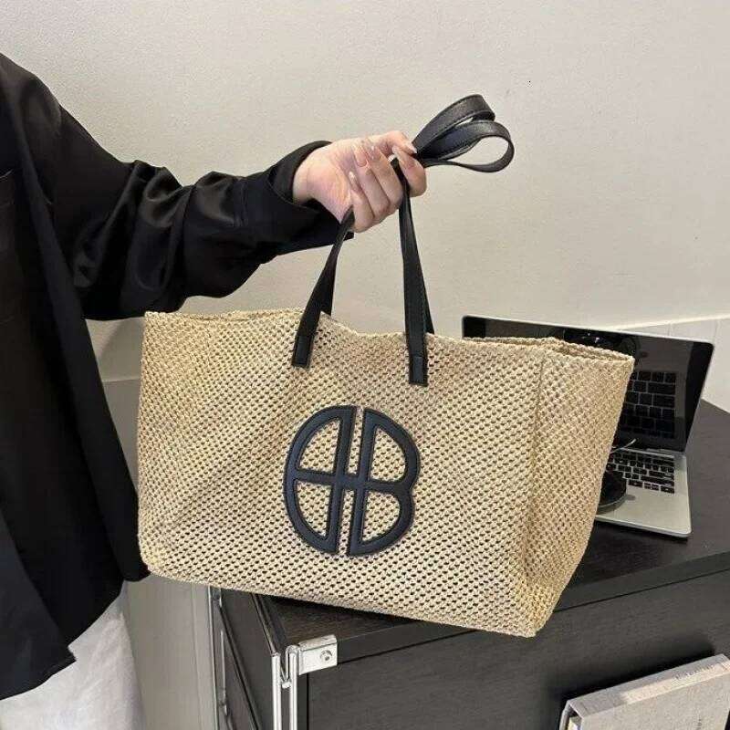 New Fashion 2025 Ins Style Color Block Women's Shoulder Bag Woven Handbag Versatile Soft Straw Material Polyester Lining