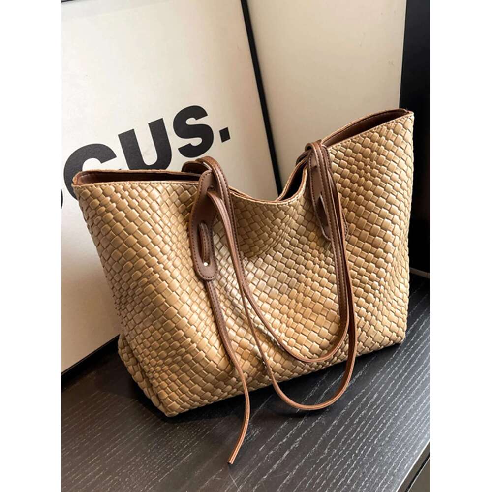 The minimalist elegant PU splicing large capacity handbag is for women stylish and durable design suitable forDH bag