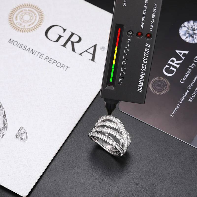 TUHE Unisex Sier Ring Moissanite Woman Hip Hop Jewelry