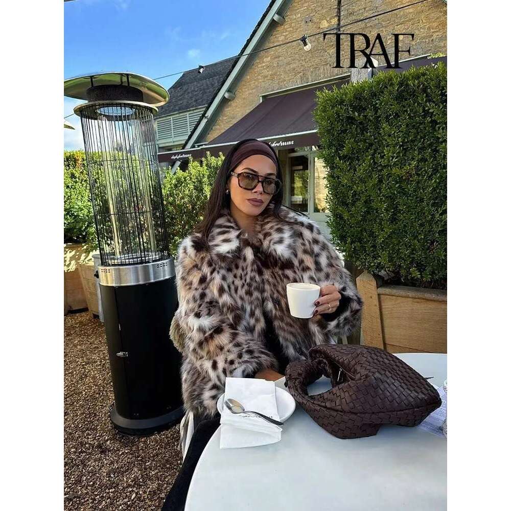 TRAF Women's Fashion Retro Leopard Long Winter Warm Lapel Coat Fluffy Faux Fox Fur Thickened Jacket