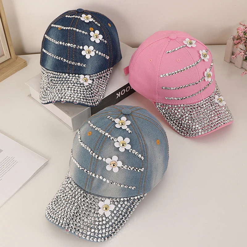 Trendy diamond-encrusted four-flower soft-top cowboy baseball cap for womens daily commute with a versatile sun hat 250522