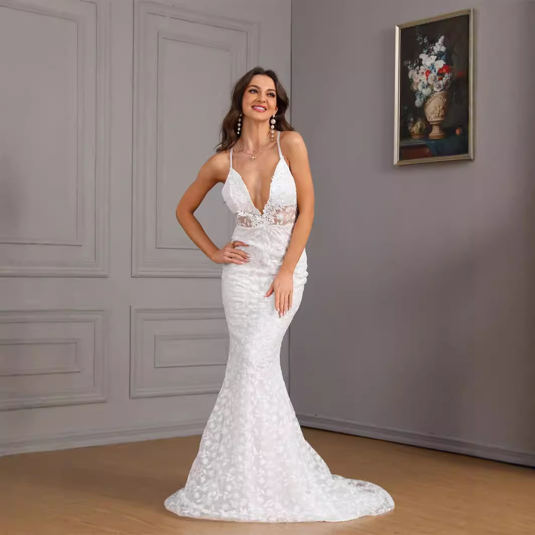 New womens sexy sleeveless camisole trailing slim fit wedding dress