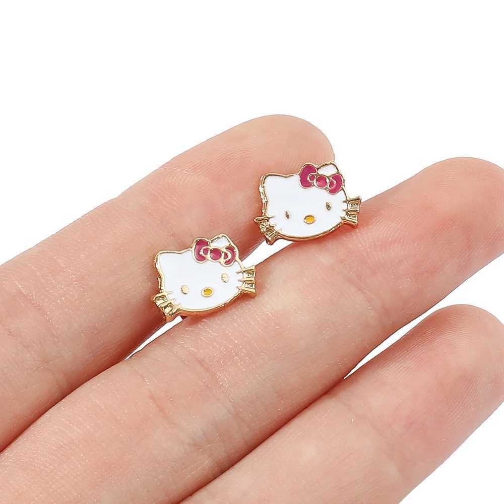 Sweet Sanrio Necklace Hello Kitty Kawaii Kitty Cat Small Earrings Studs for Kids Child Gifts Cartoon Holiday Jewelry Setw250526