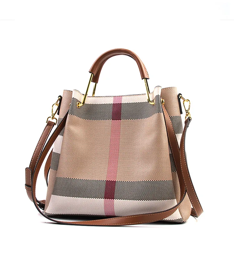 Shoulder Crossbody Bag se Designer 2025 fashionable large capacity high hot handbag versatile shoulder and cross body bag new design Free shipping