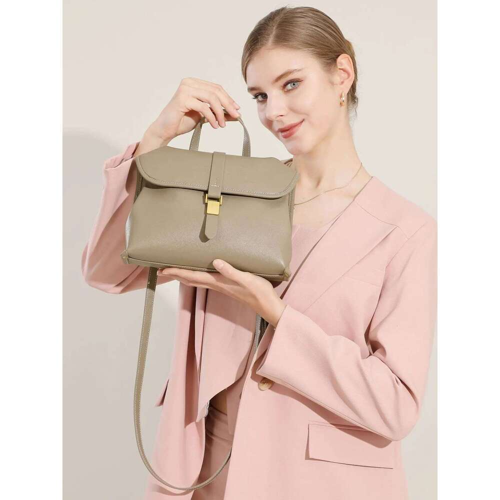 2025 NEW Genuine Leather Handbag For Women Soft Cowhide Crossbody Female Daily Commuting Shoulder Bag gift