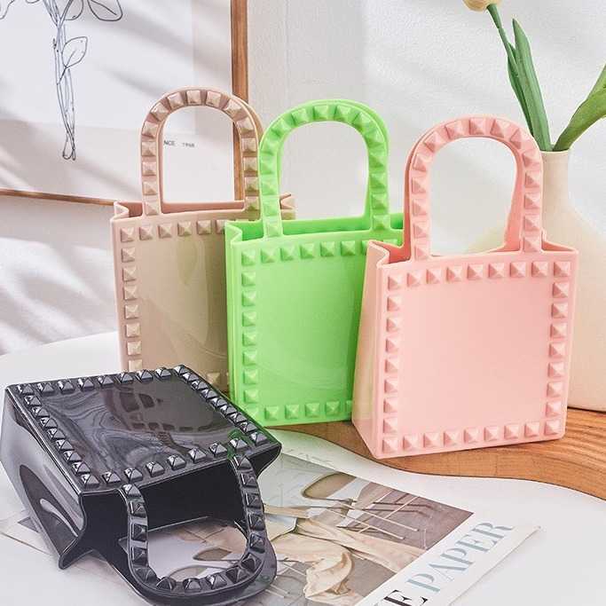 Pvc Jelly Bag Fashion and Versatile Rivet Vegetable Basket Durable and Easy to Wash Summer Womens Handbag