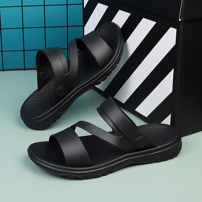 Summer Men Sandals Outdoor Mens Slippers Comfortable Non Slip Casual Beach Shoes Breathable Roman FlipFlop Garden 250523BJ