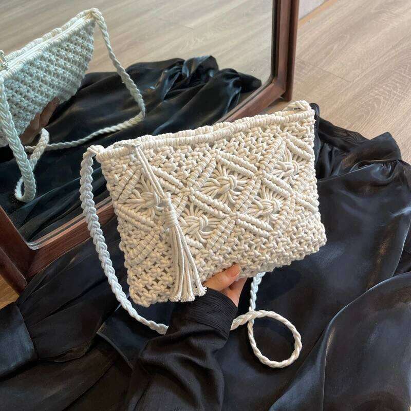 Fashion Rope Woven Clutch Bag for Women Casual Hollow Out Tassel Crossbody Purses Handmade Summer Beach Bags