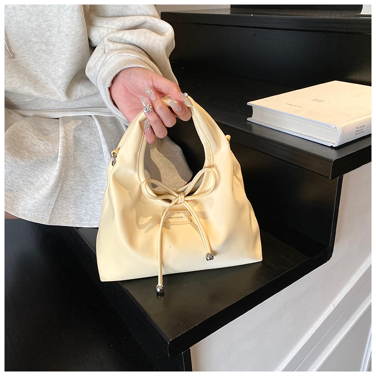 Sweet Bowknot Strap Bucket Bag for Women 2025 New Simple Casual Trendy Versatile Shoulder Crossbody Handbag