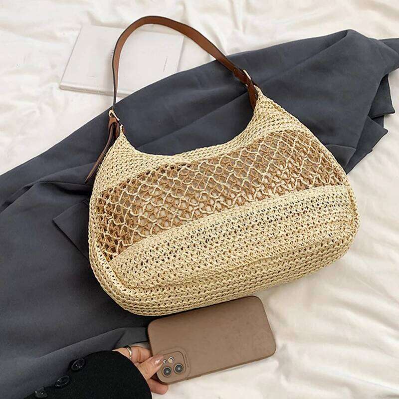 Hot Selling Women Hollow Shoulder Large Capacity Straw Weaving Travel Handbag Adjustable Strap Shopper Tote Bag Designer Bags