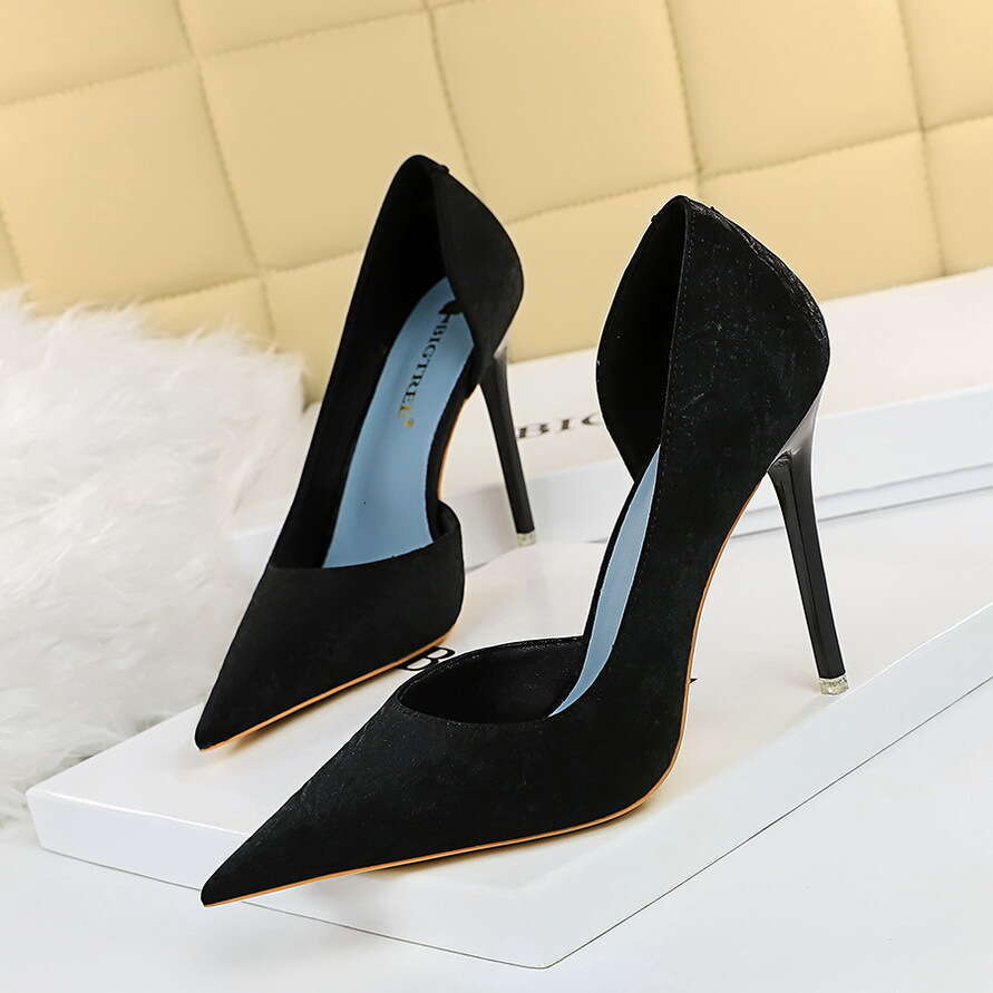 Fashionable and sexy slim fitting side hollow high heels, shallow mouth pointed super high heels, women's shoes, sandals