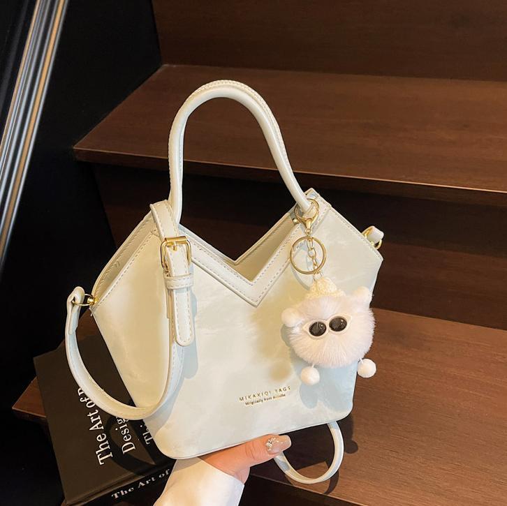 Free Shipping Designer Bag Niche Fashion Women's Handbag Large Capacity 2025 New Bucket Bag Multifunctional Casual Shoulder Bag Crossbody Bag Veg