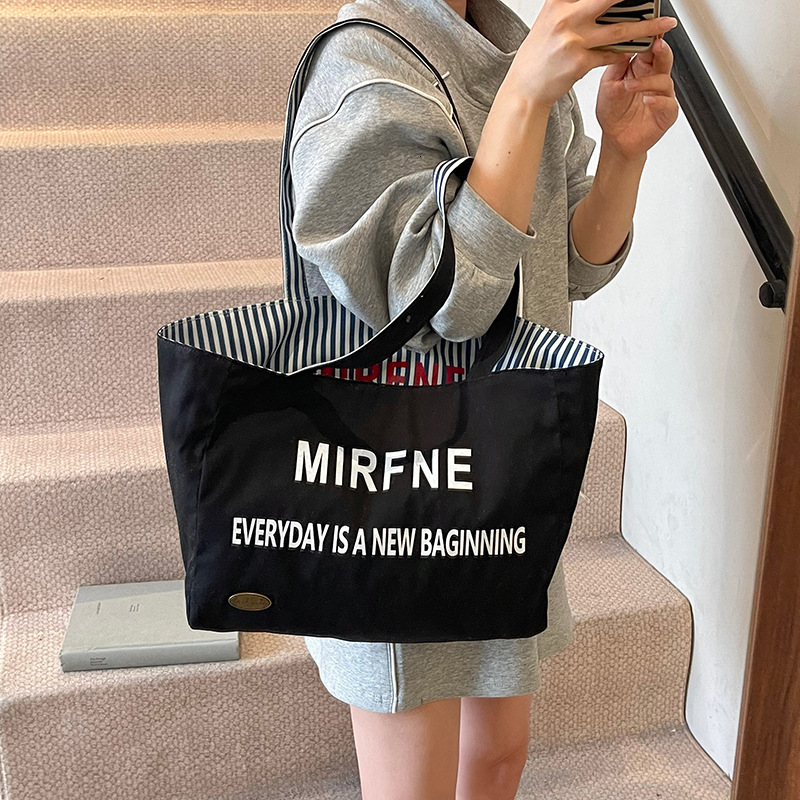 2025 New Korean Large Capacity Casual for Women Lazy Style Letter Ins Tote Commuter Shoulder Bag