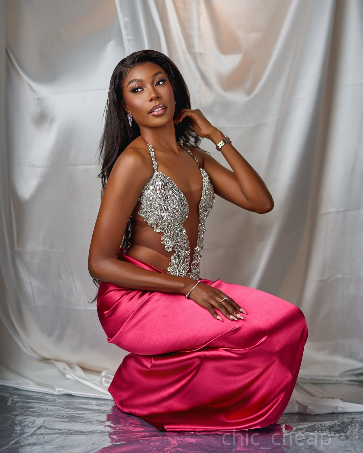 Fuchsia Sheath Prom Dresses 2025 Halter Crystals Beaded Satin Evening Formal Party Second Birthday Engagement Gowns Plus Size Dress For Special Occasi