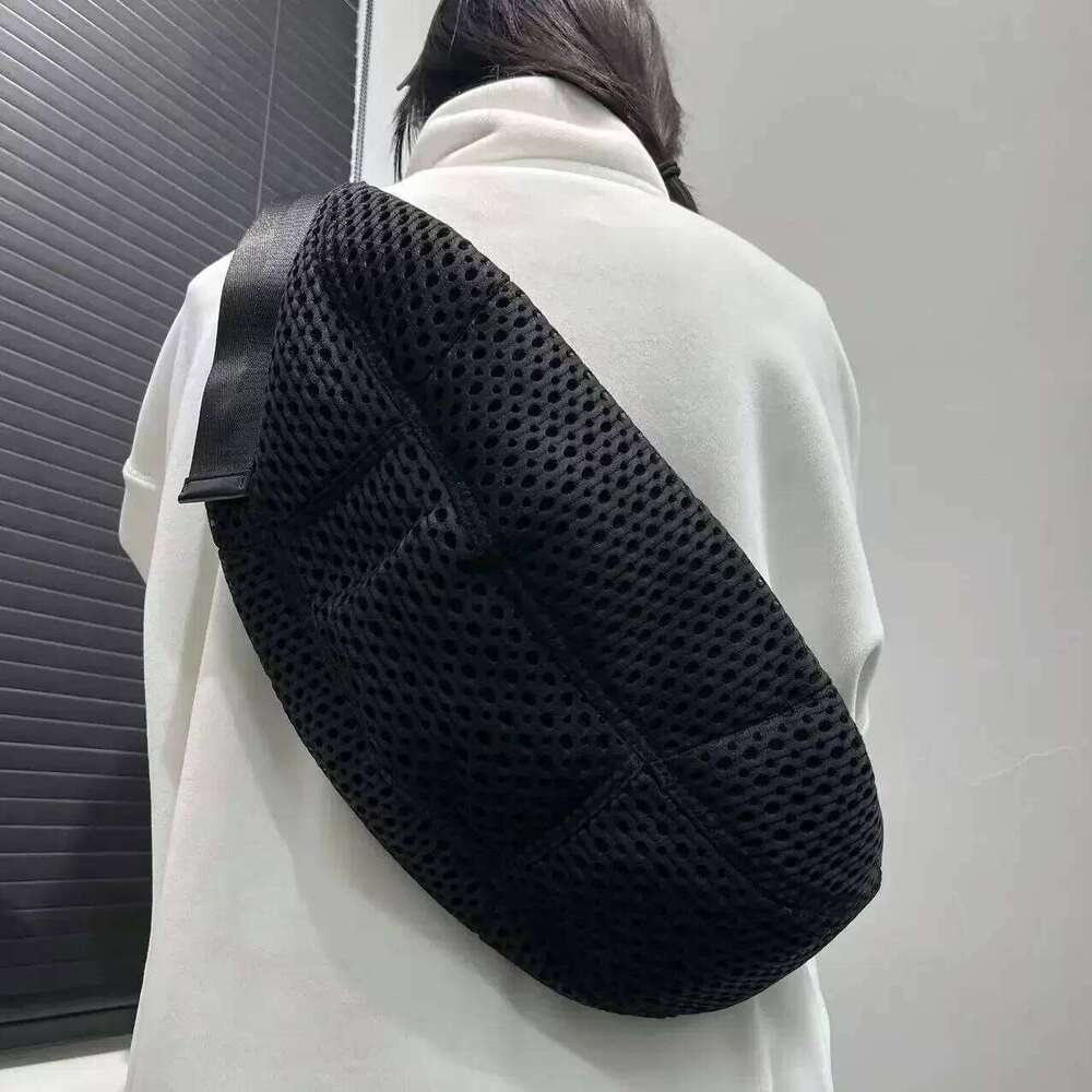 Women's Bags Designer Ladies' Fashionable Casual Mesh Diagonal Cross Bag, Lightweight And Versatile, Sewn Single Shoulder Handbag