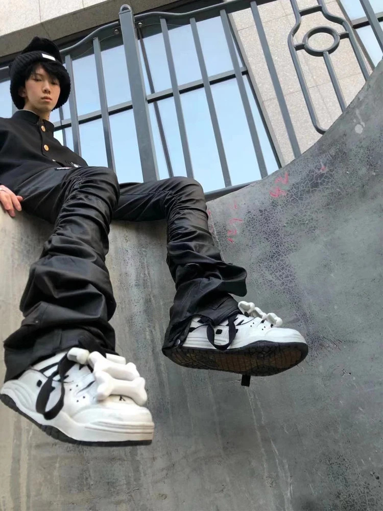 Mauroicardi Spring Autumn Long Fitted Skinny Matte Black Pu Leather Ruched Stacked Pants Men y ner Clothing Trousers 250526